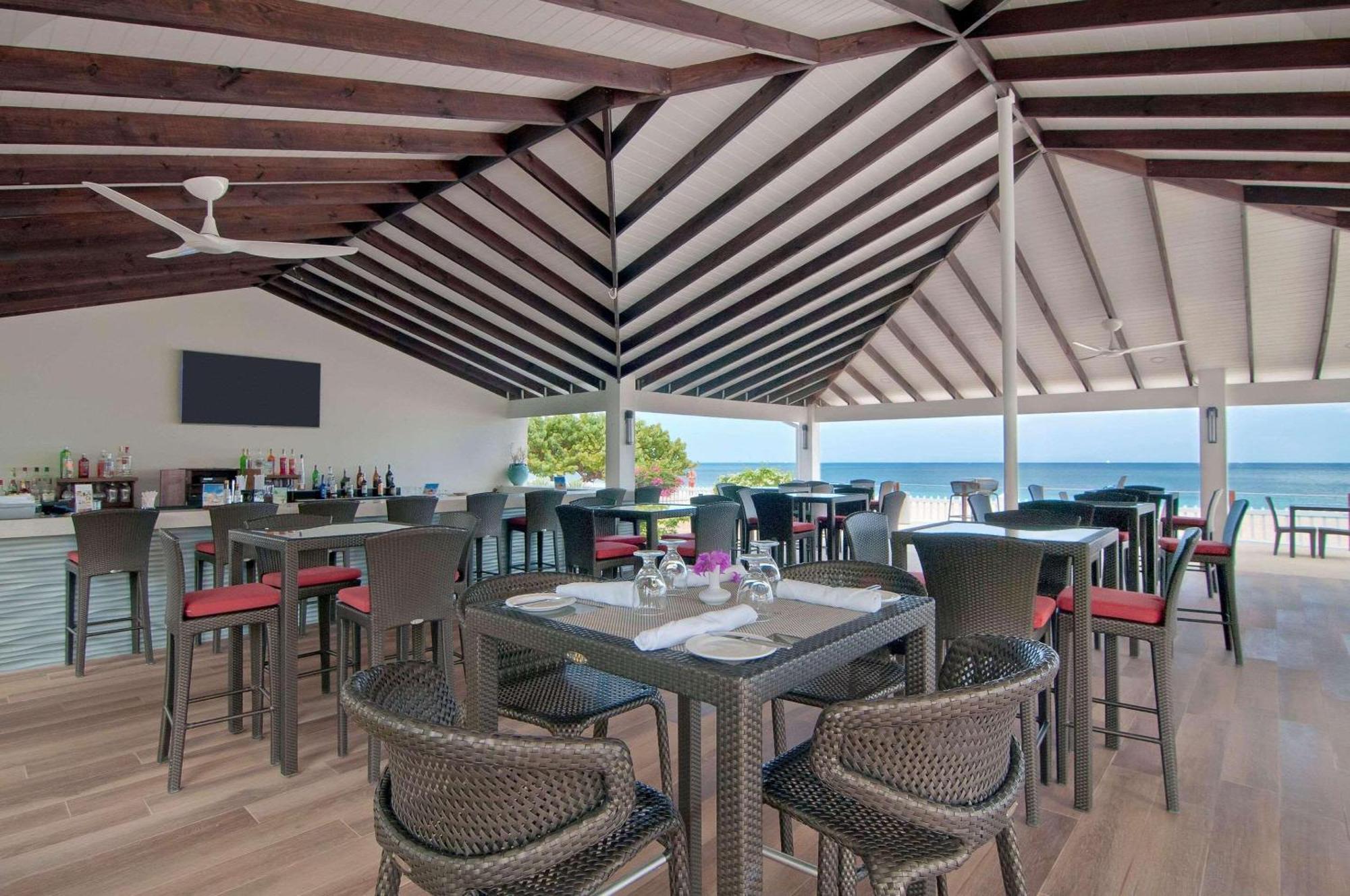 Radisson Grenada Beach Resort Grand Anse Exterior foto